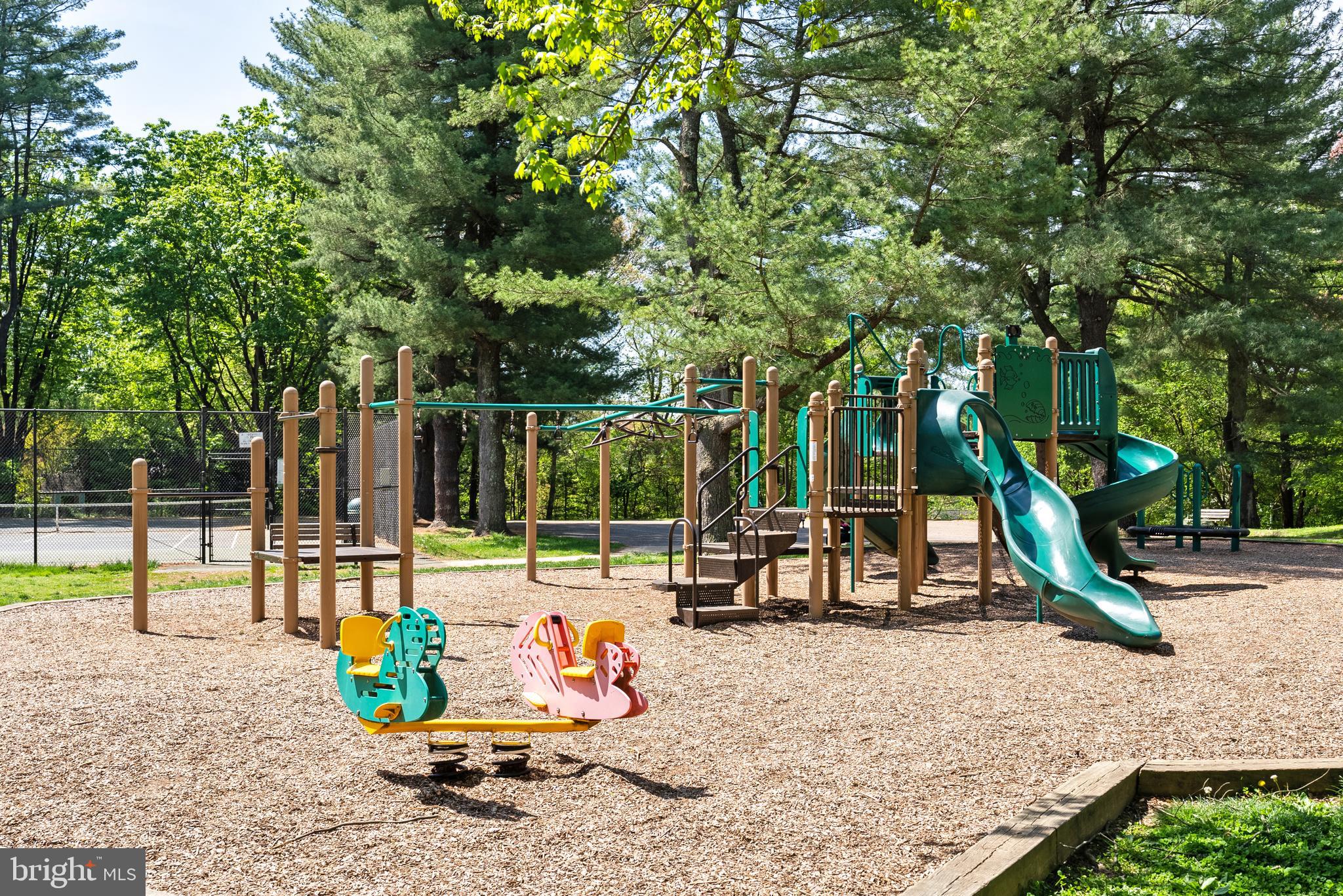 WESTMORELAND HILLS - Residential