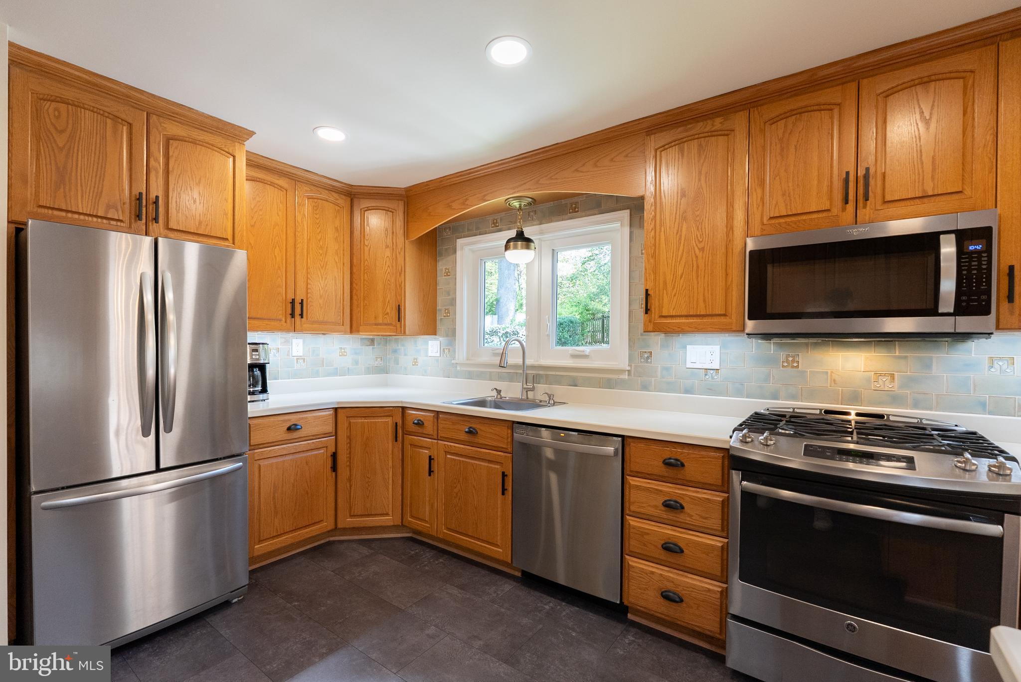 WESTMORELAND HILLS - Residential