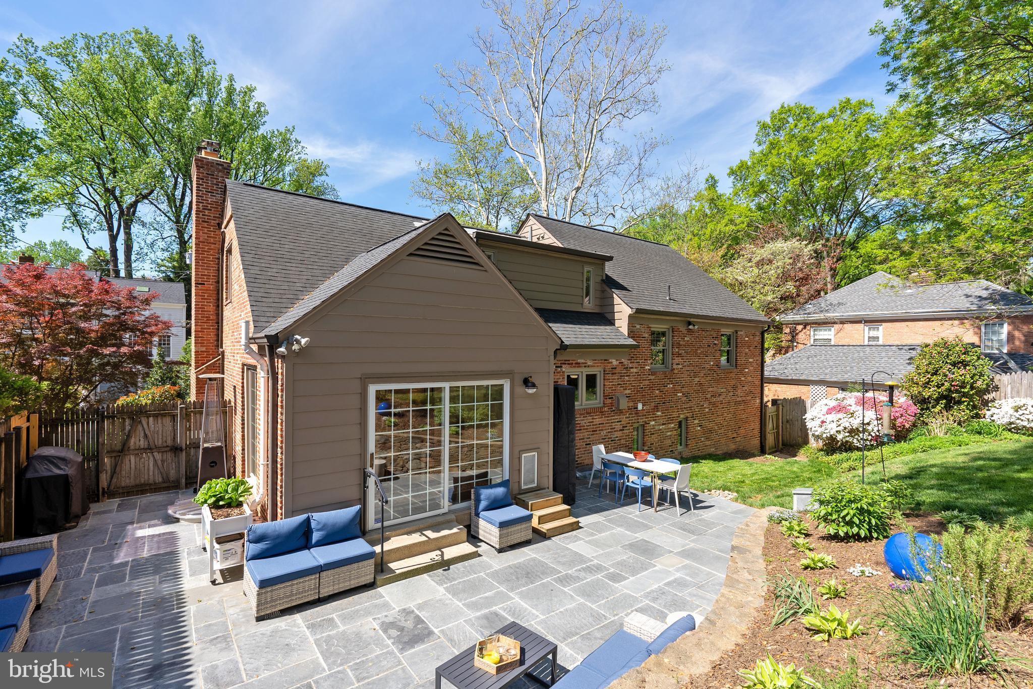 WESTMORELAND HILLS - Residential