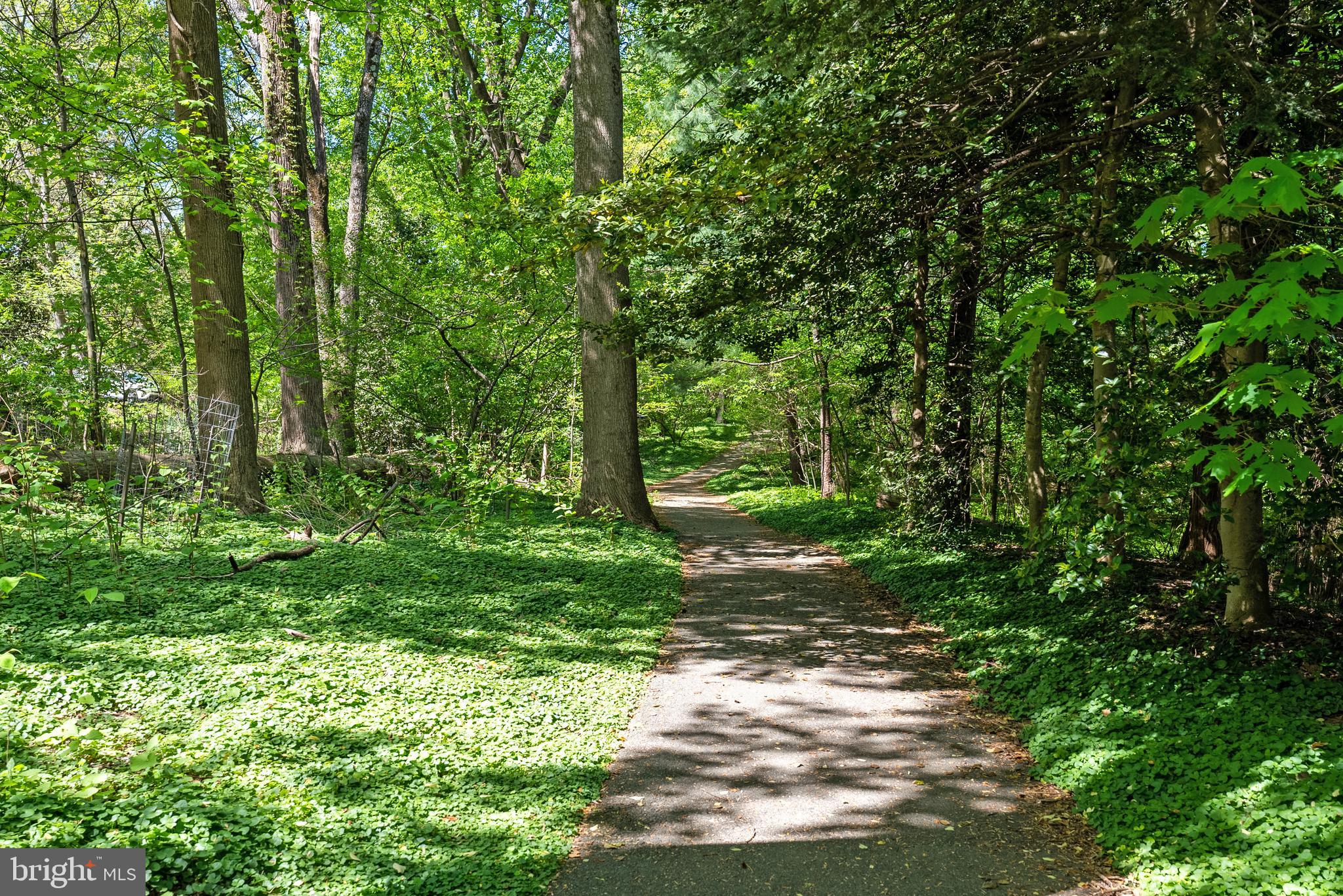 WESTMORELAND HILLS - Residential