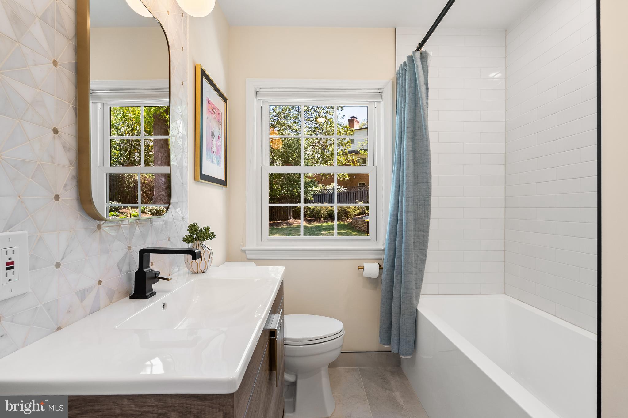 WESTMORELAND HILLS - Residential