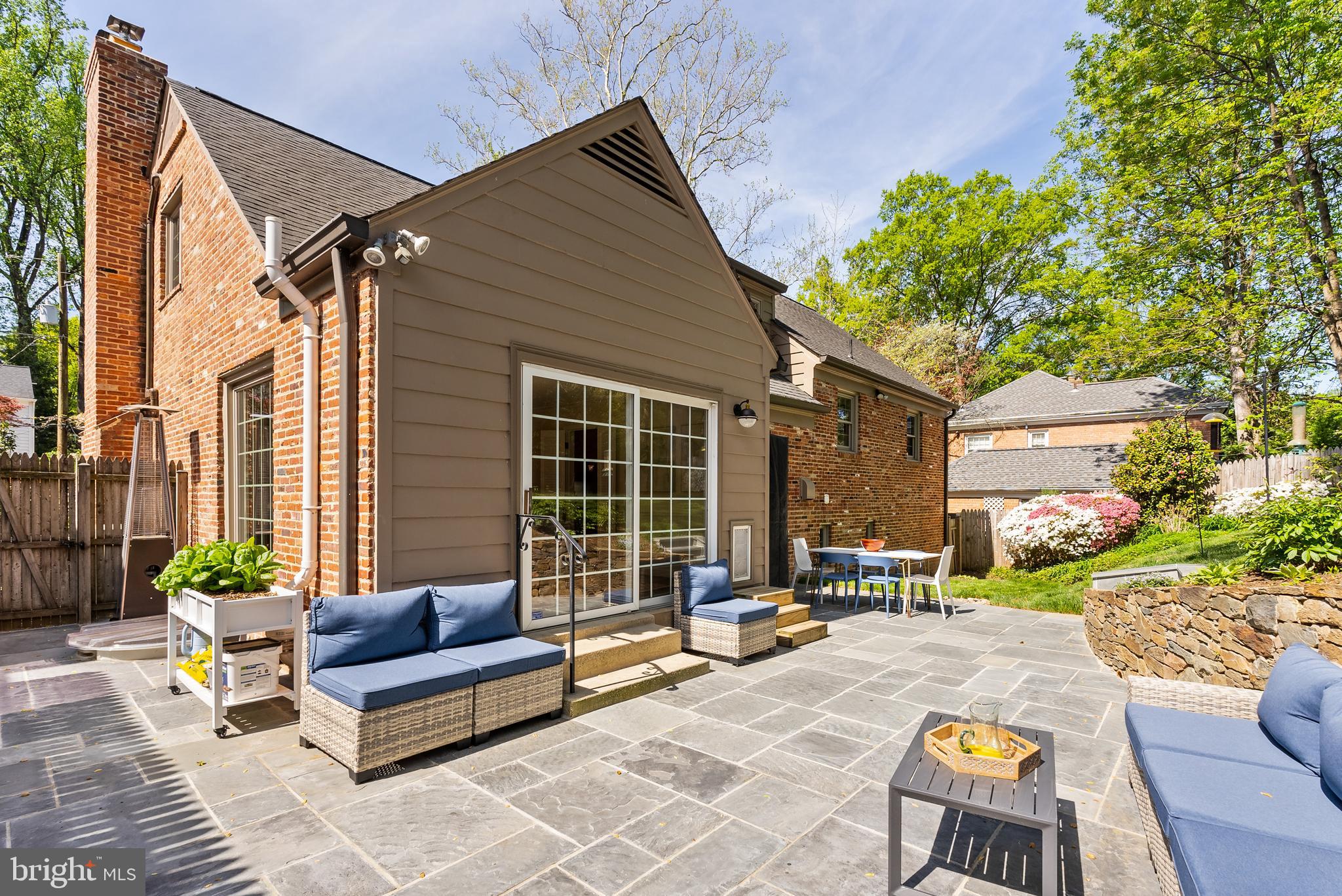 WESTMORELAND HILLS - Residential