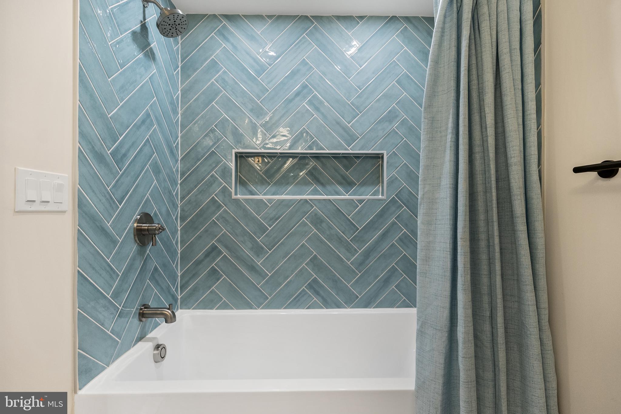 WESTMORELAND HILLS - Residential