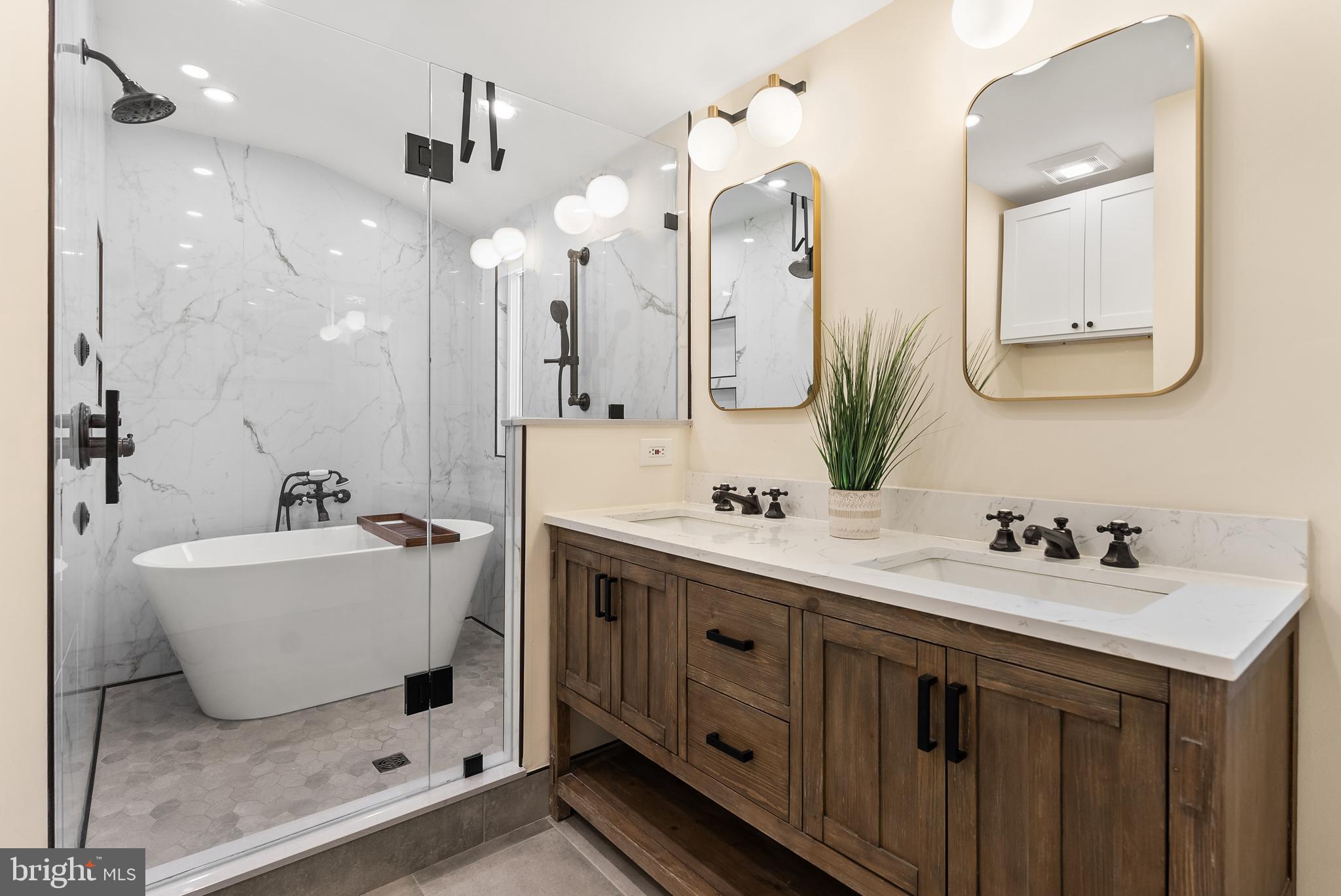 WESTMORELAND HILLS - Residential