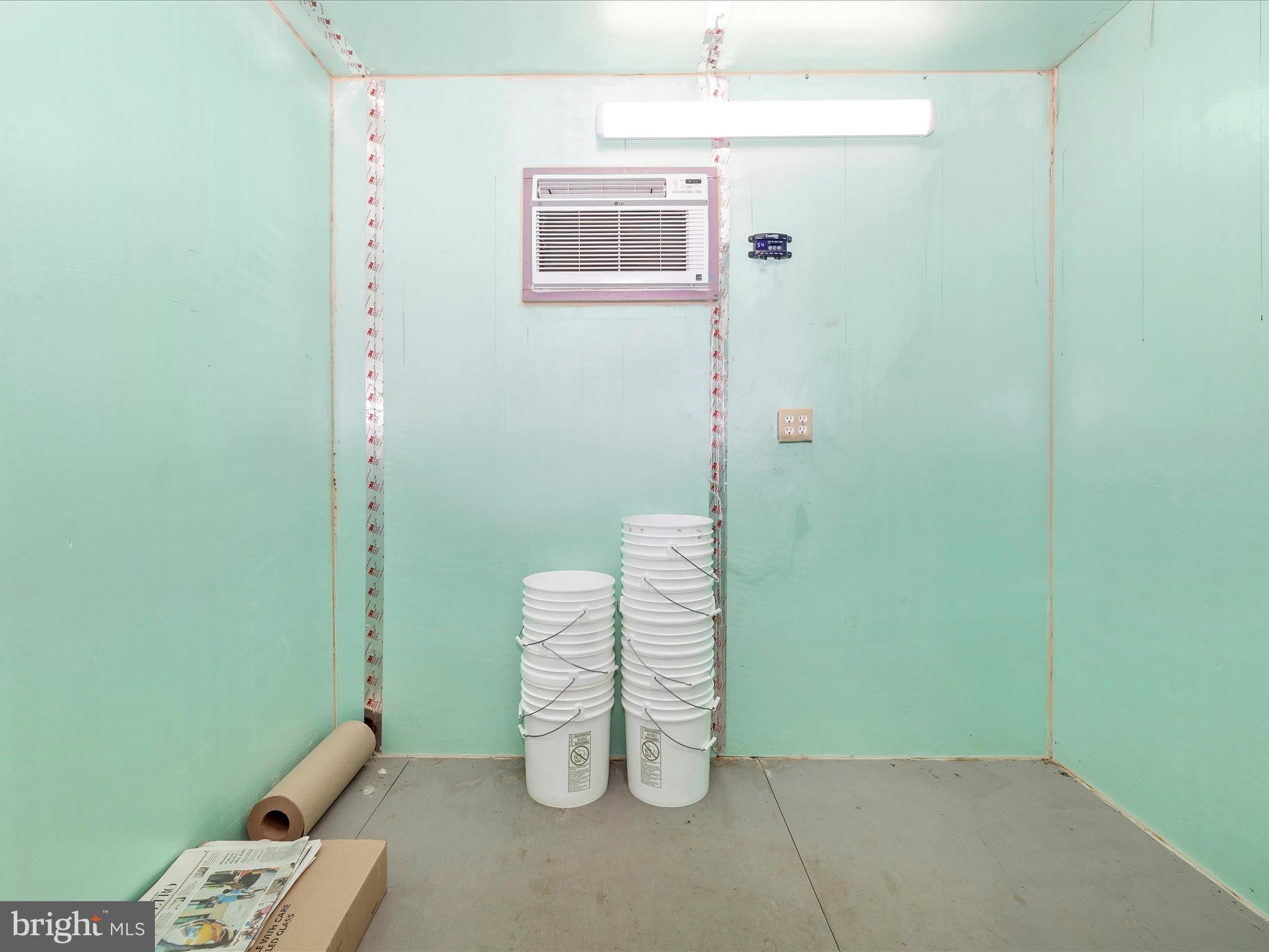 BLACK HILL ESTATES - Residential