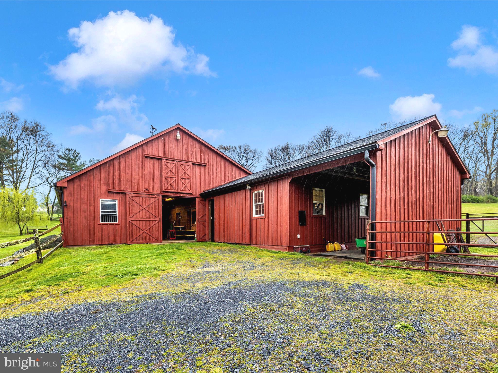 BLACK HILL ESTATES - Residential