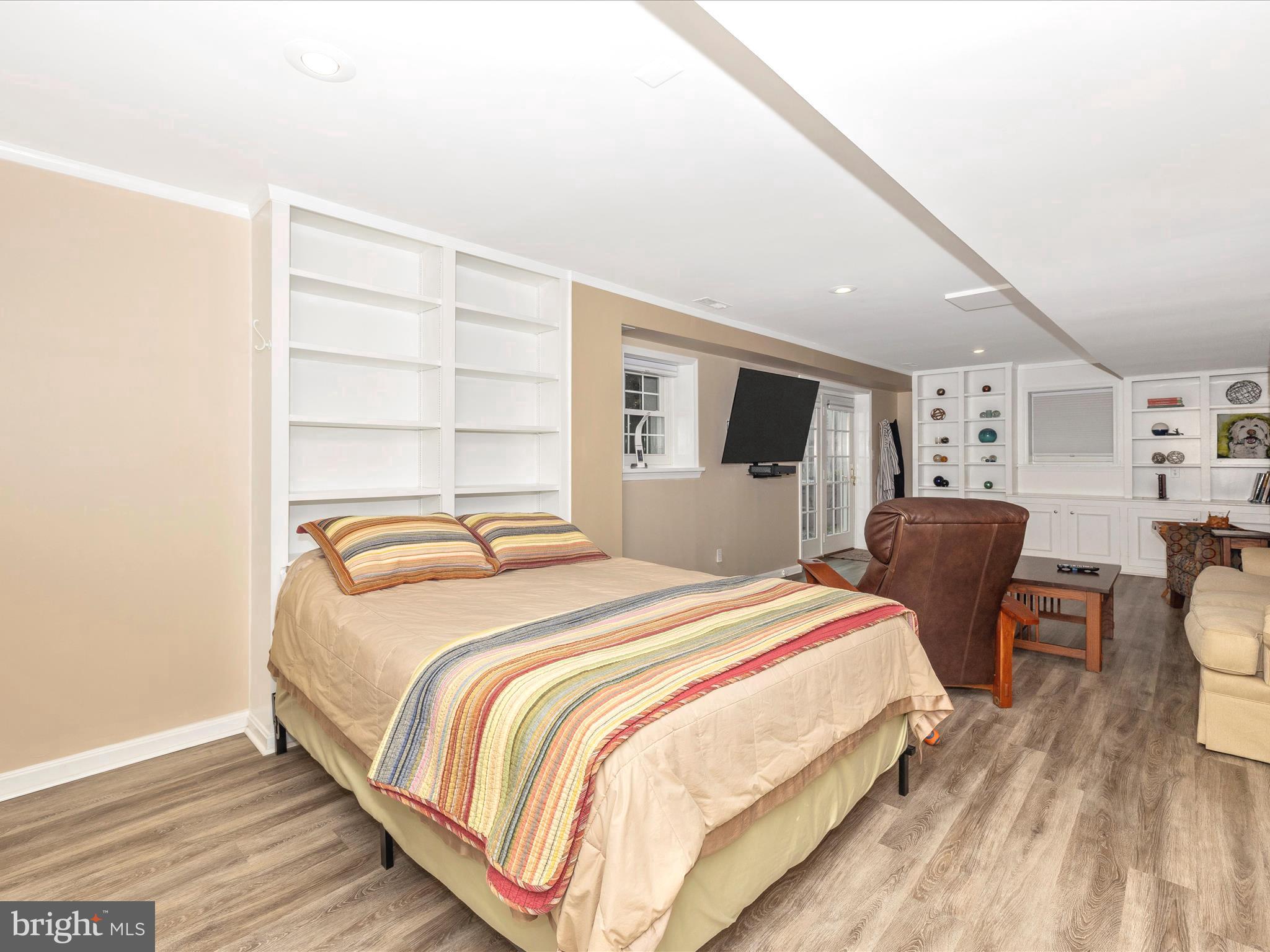 BLACK HILL ESTATES - Residential