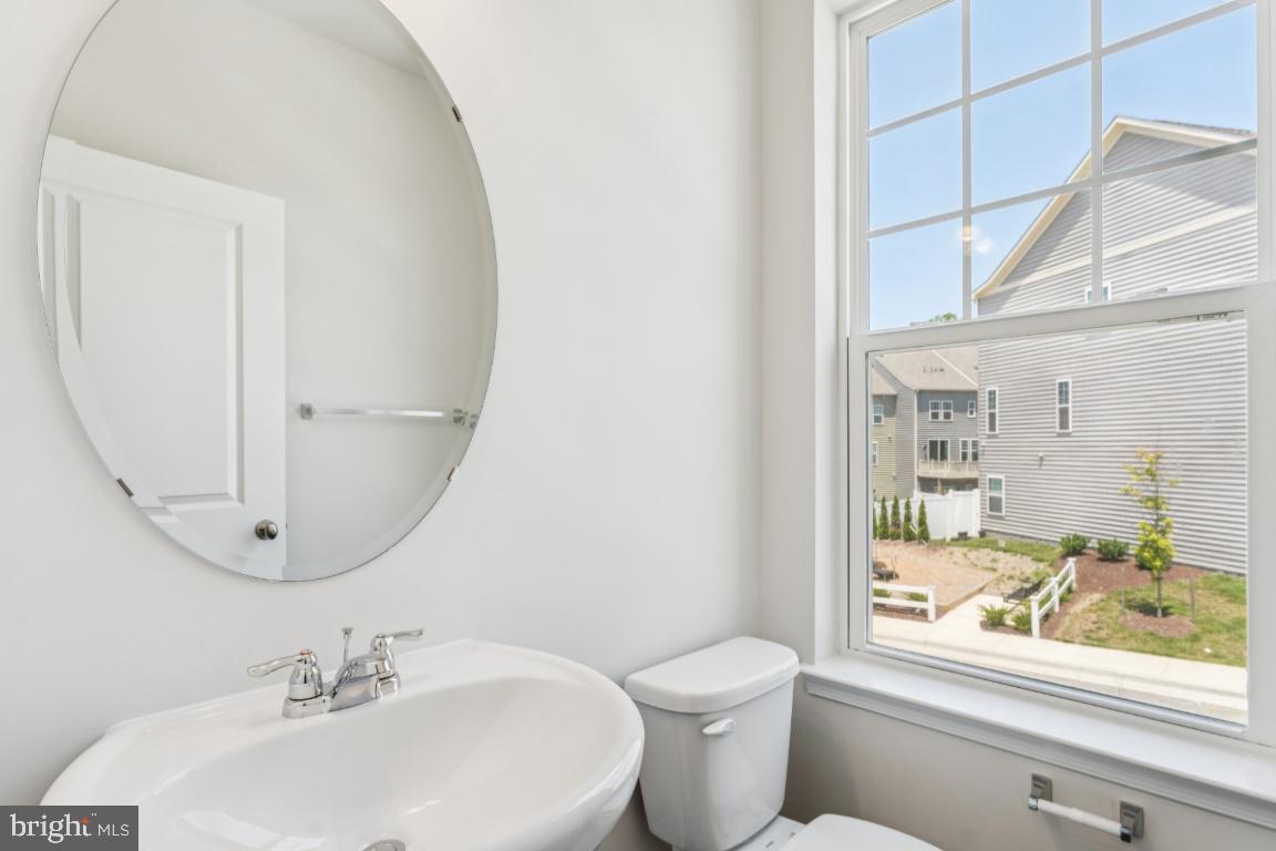 DAMASCUS VILLAGE - Residential