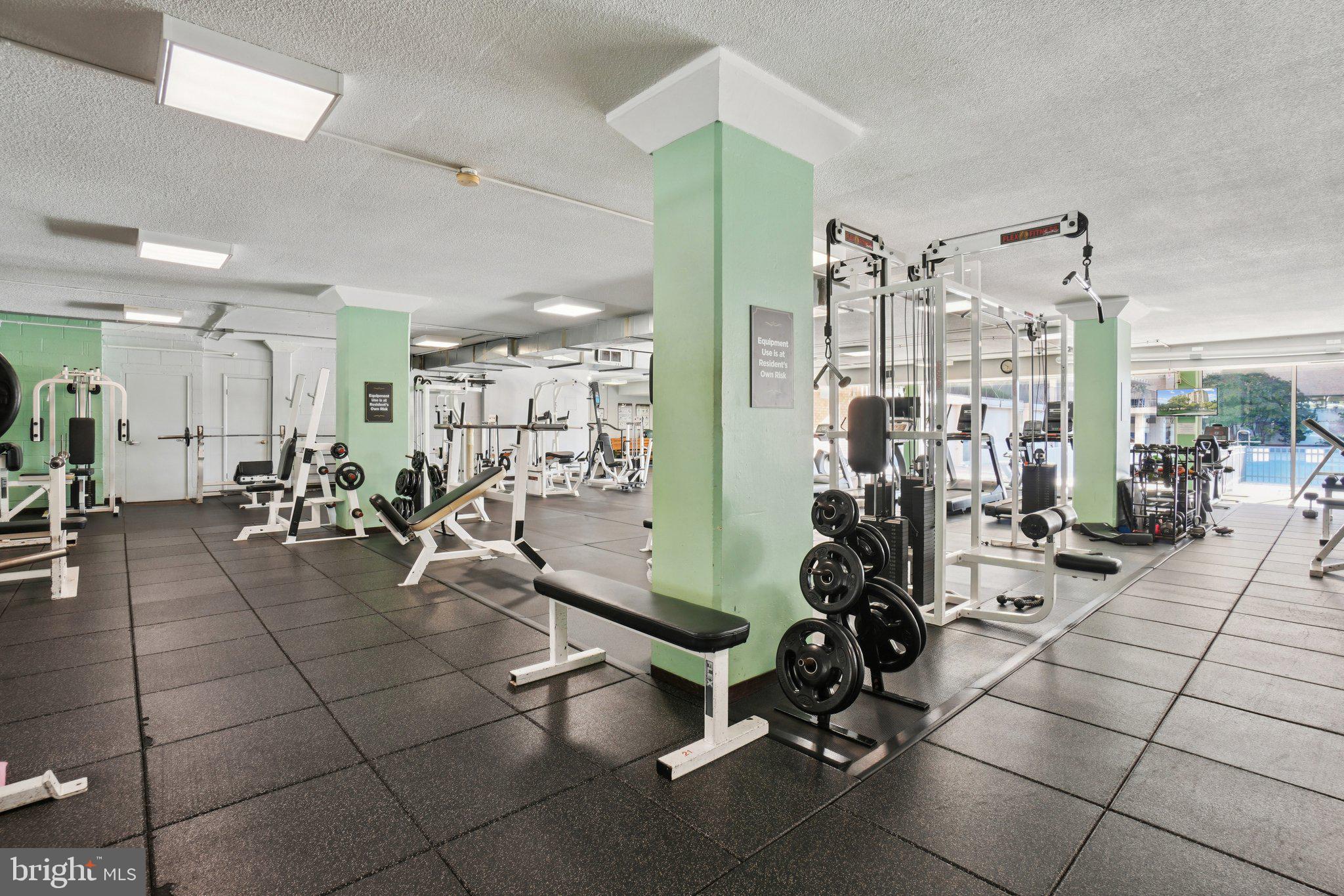 THE CARLTON - Residential