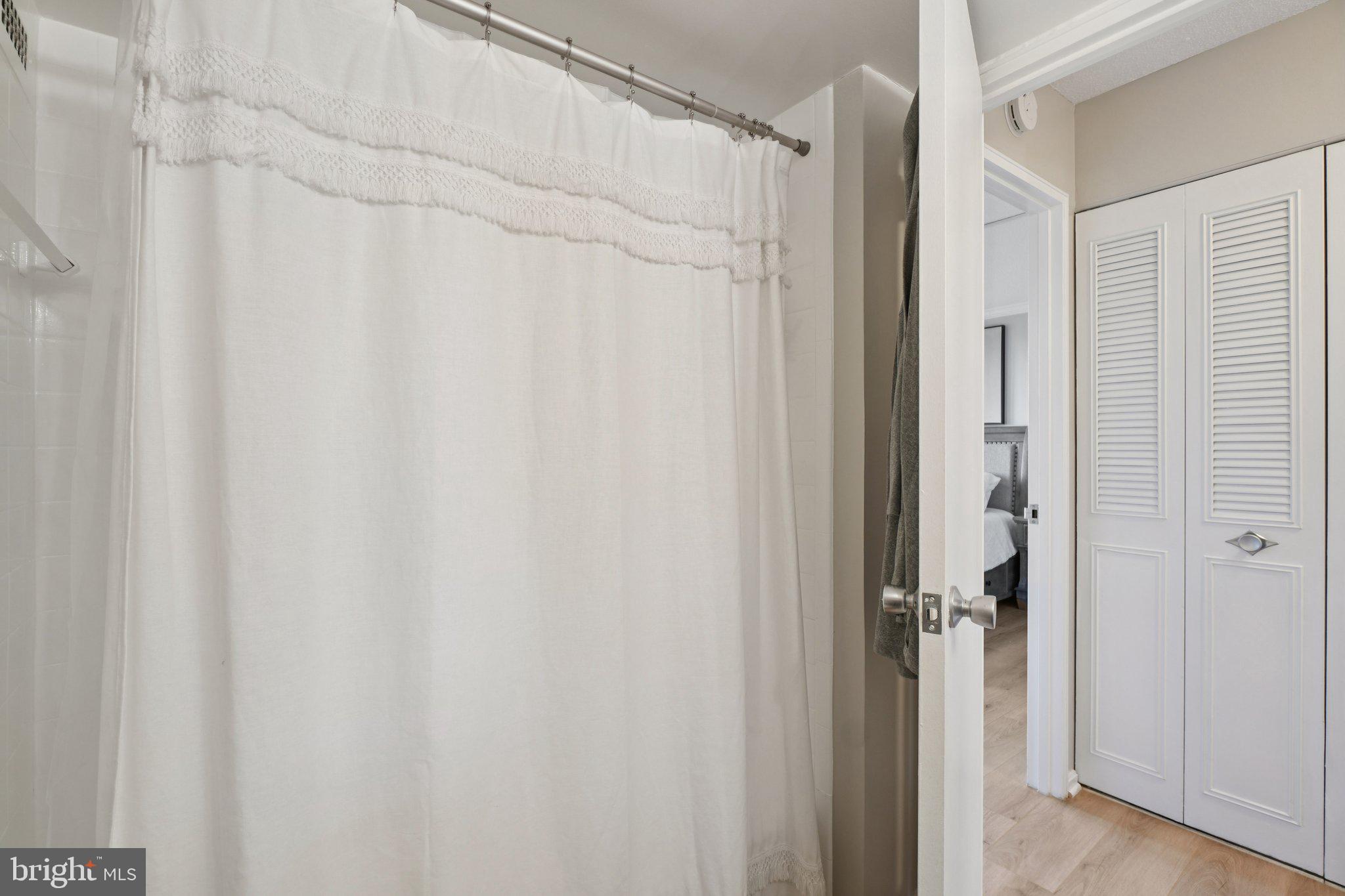 THE CARLTON - Residential