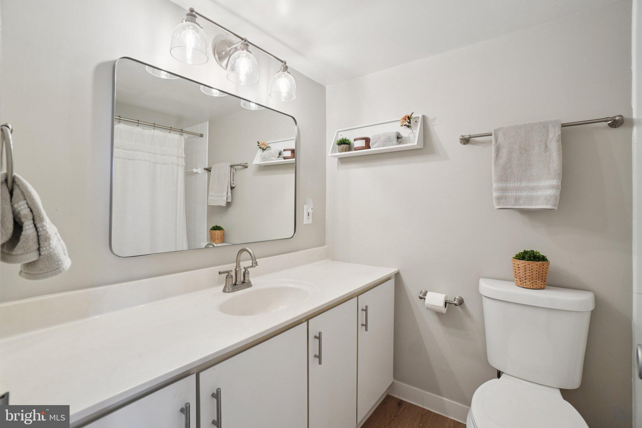 THE CARLTON - Residential