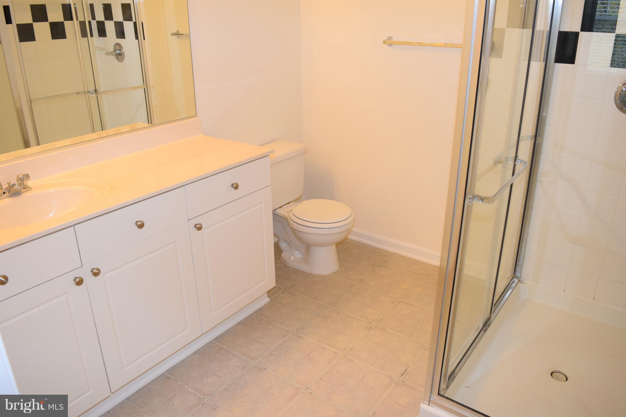 FAIRFAX RIDGE - Residential Lease