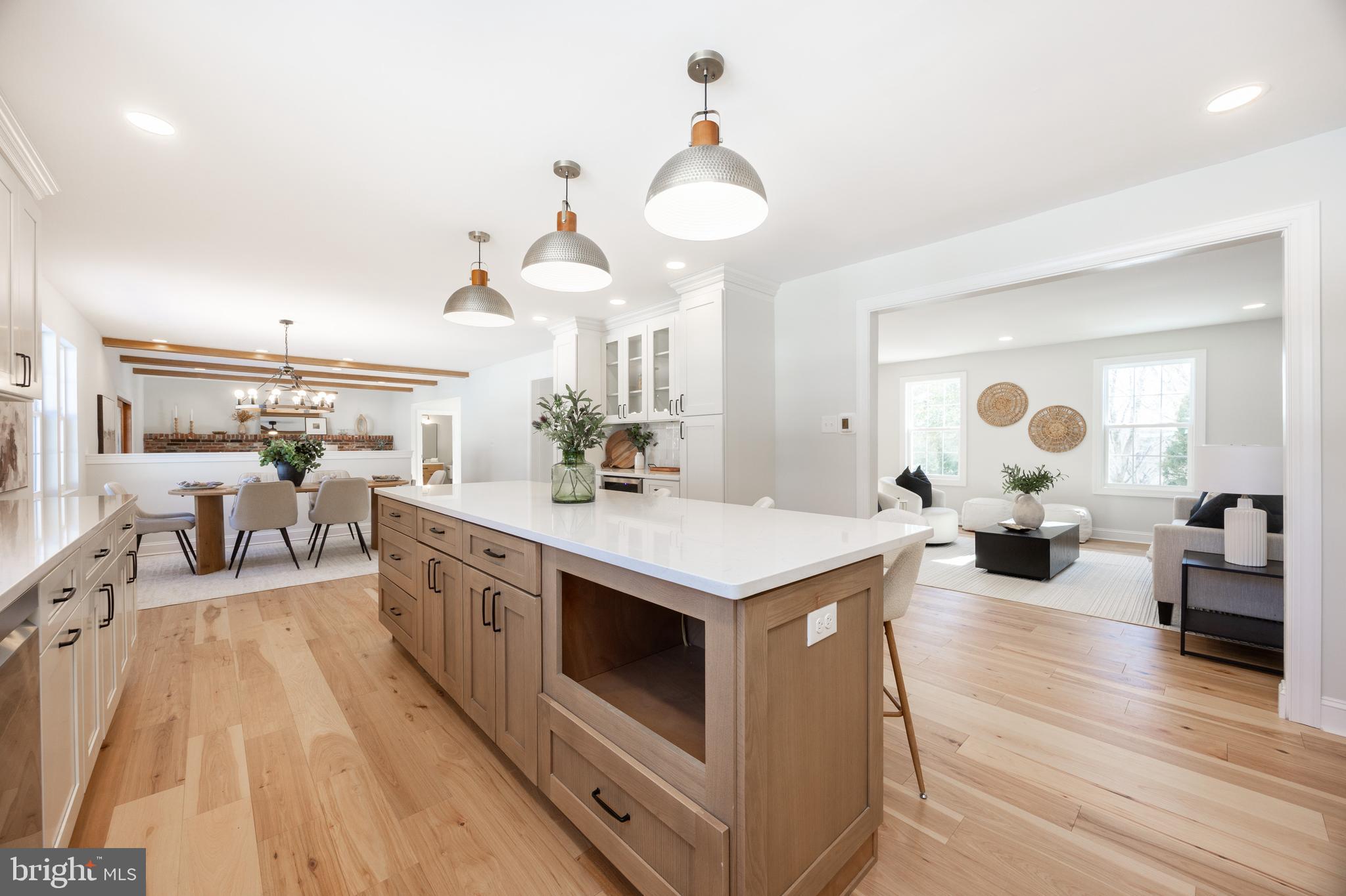 THE HILLS OF BRYN - Residential