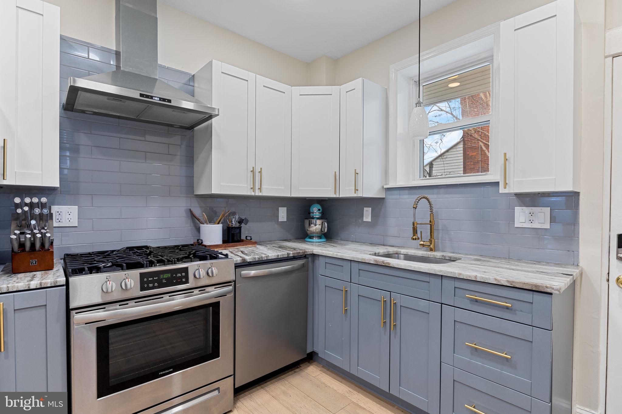 FAIRMOUNT - Residential