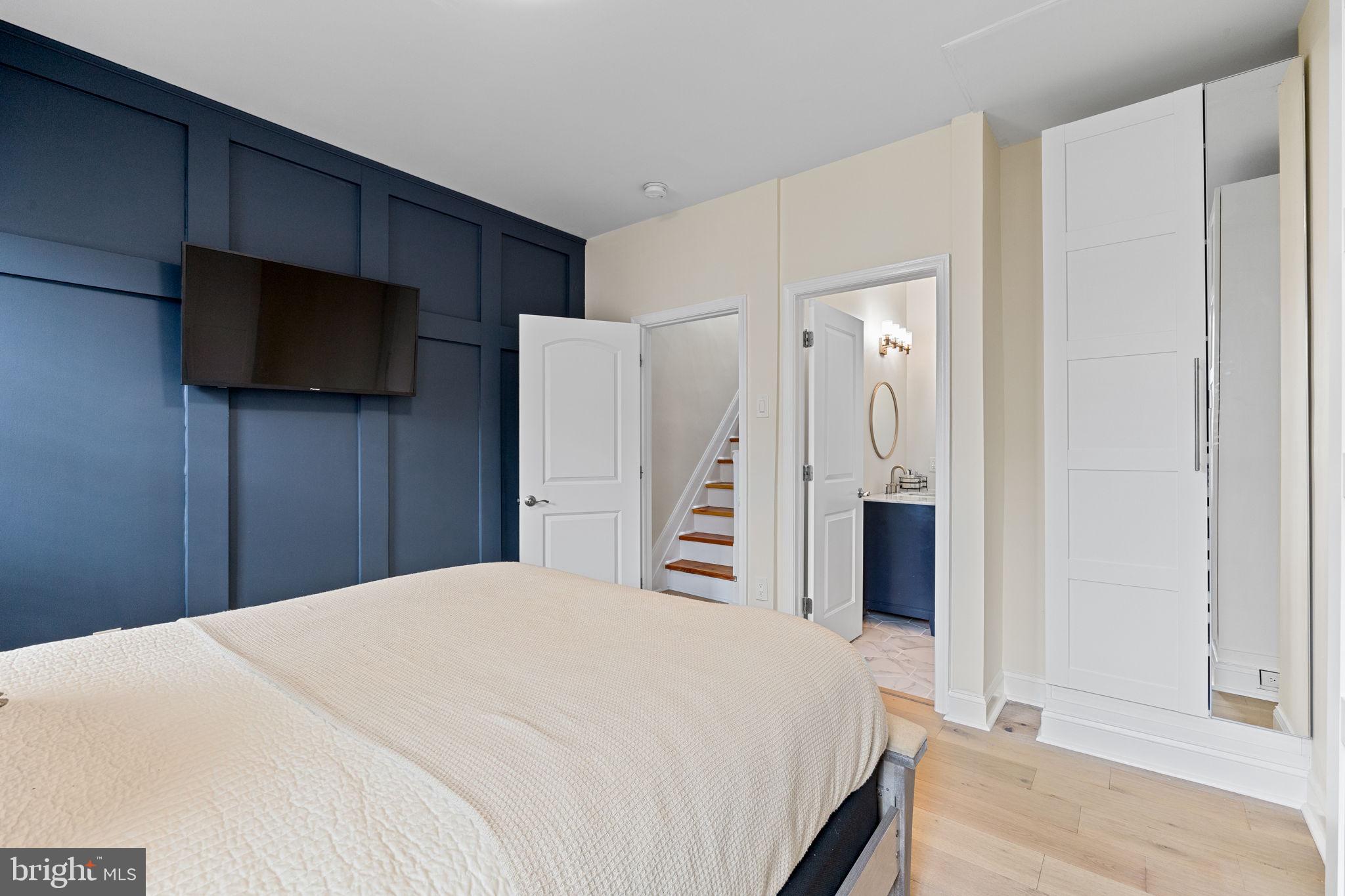 FAIRMOUNT - Residential