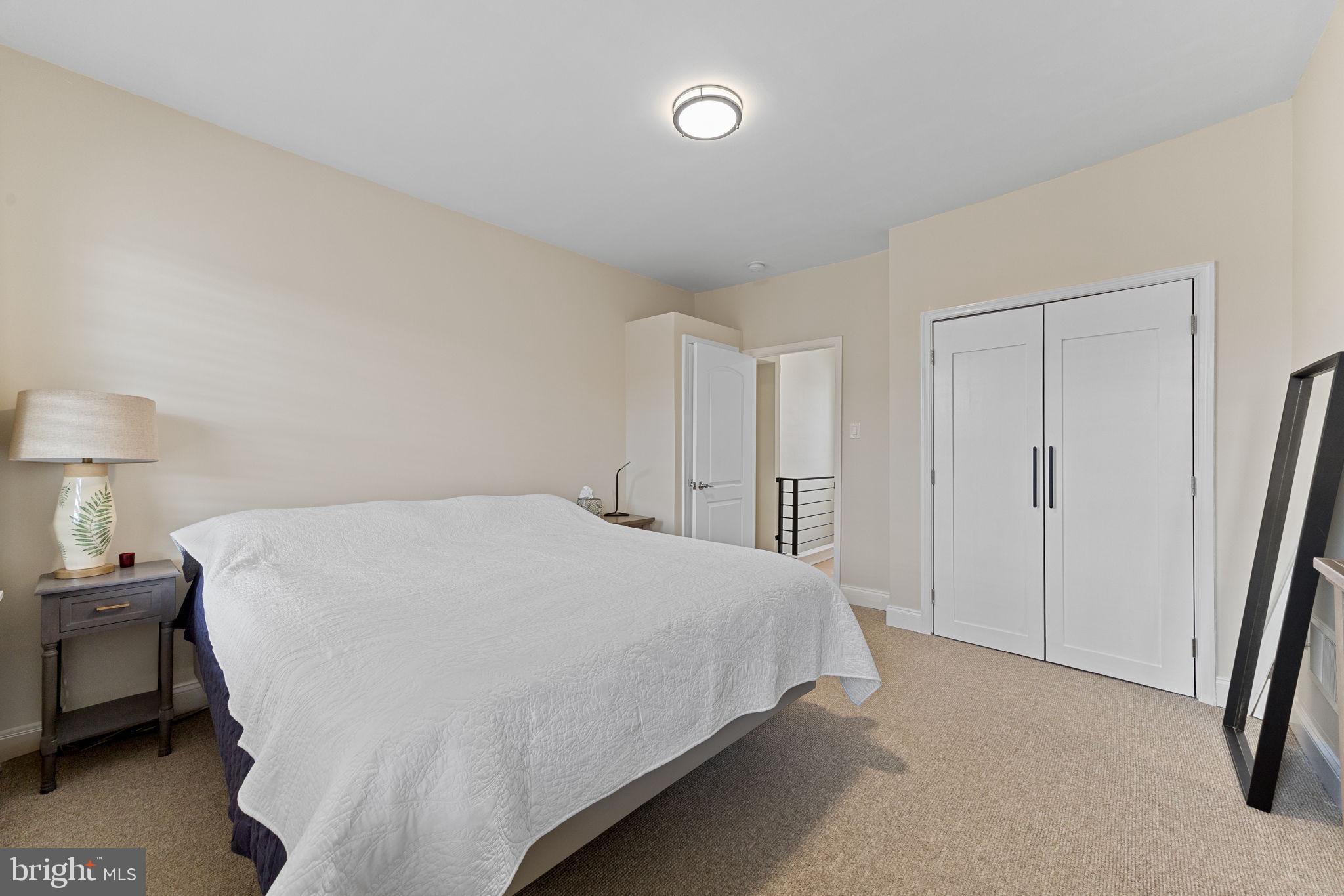 FAIRMOUNT - Residential