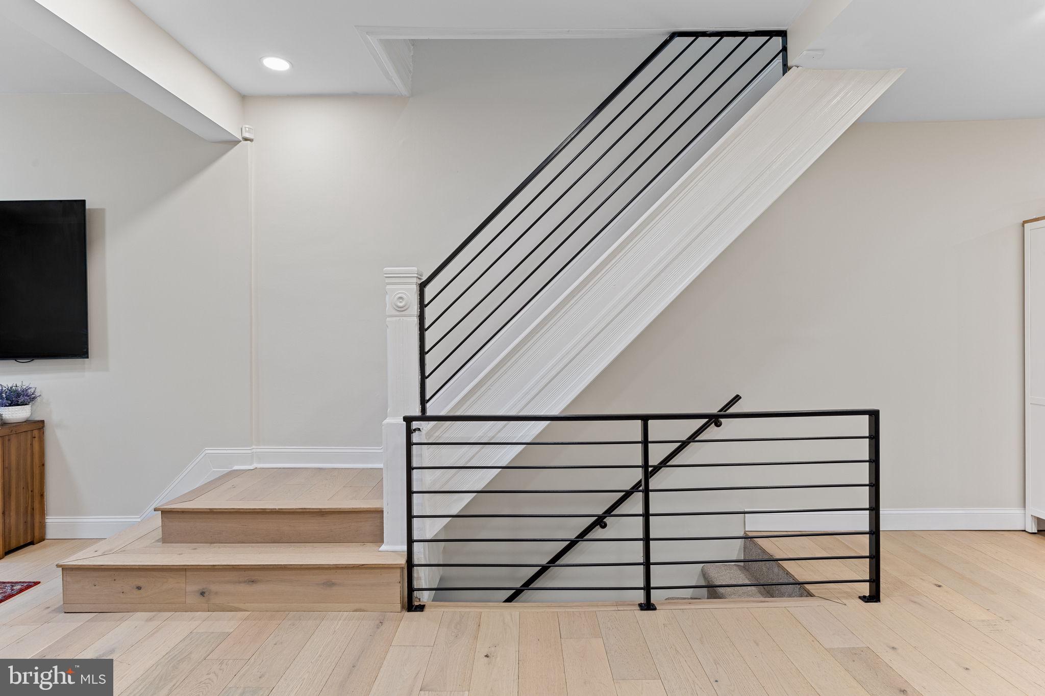 FAIRMOUNT - Residential