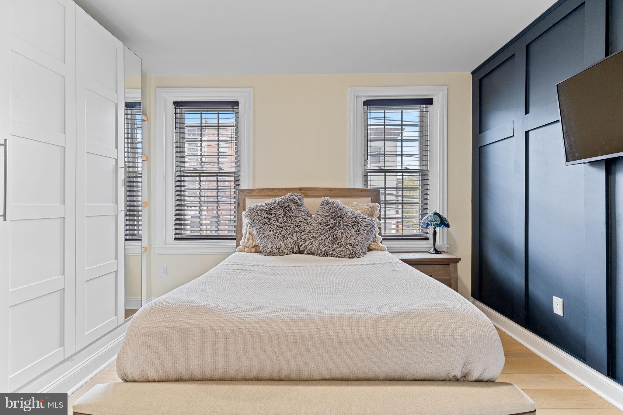 FAIRMOUNT - Residential