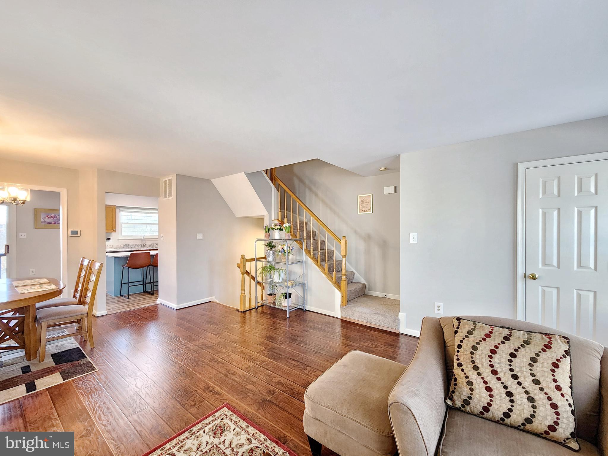 PARADISE - Residential Lease