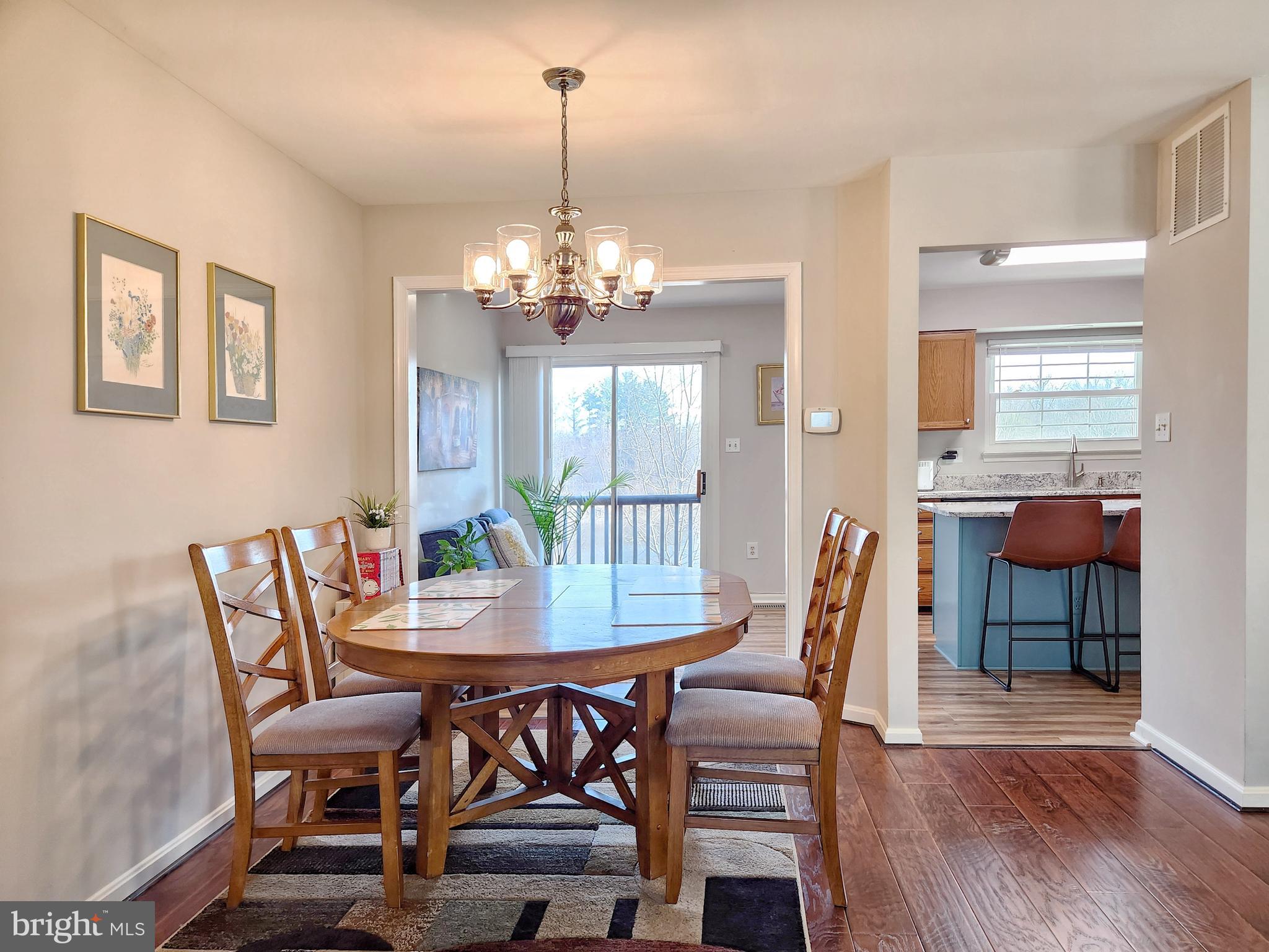 PARADISE - Residential Lease