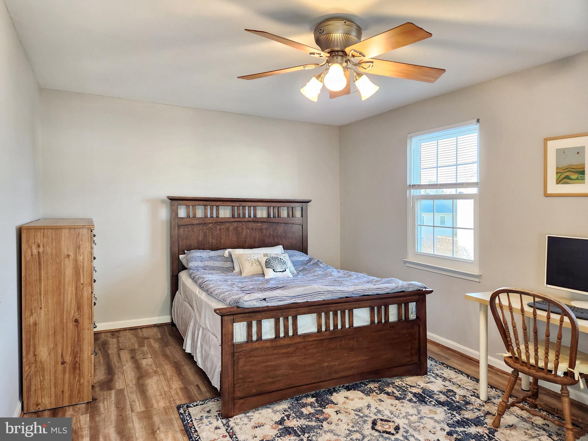 PARADISE - Residential Lease