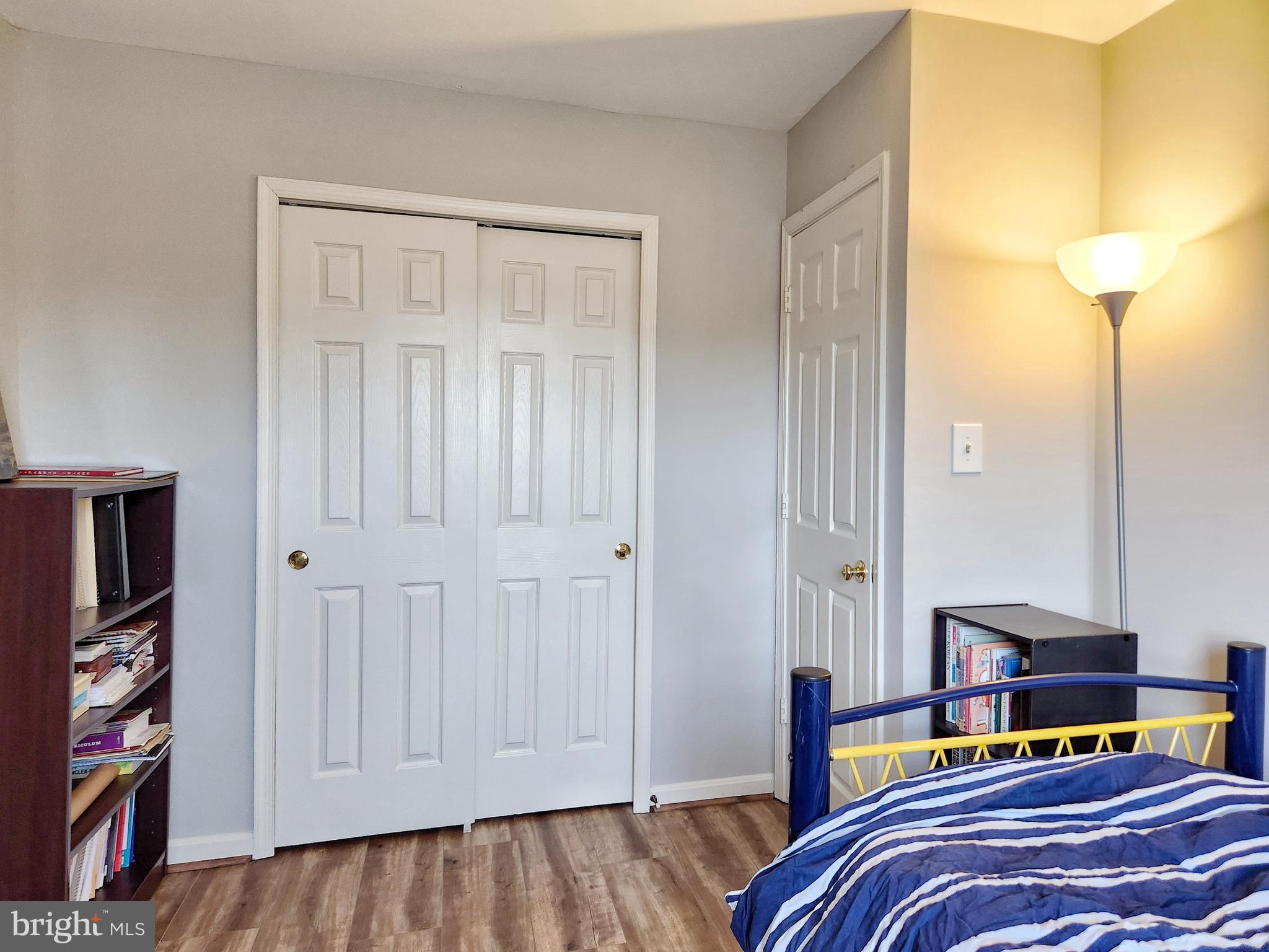 PARADISE - Residential Lease