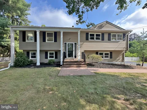 12 Ziff La Ln, West Windsor, NJ 08550 - MLS#: NJME2066340