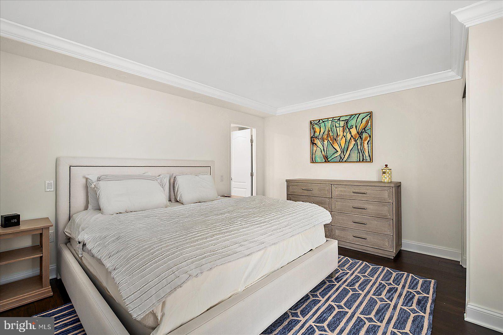 SEA COLONY EAST - Residential