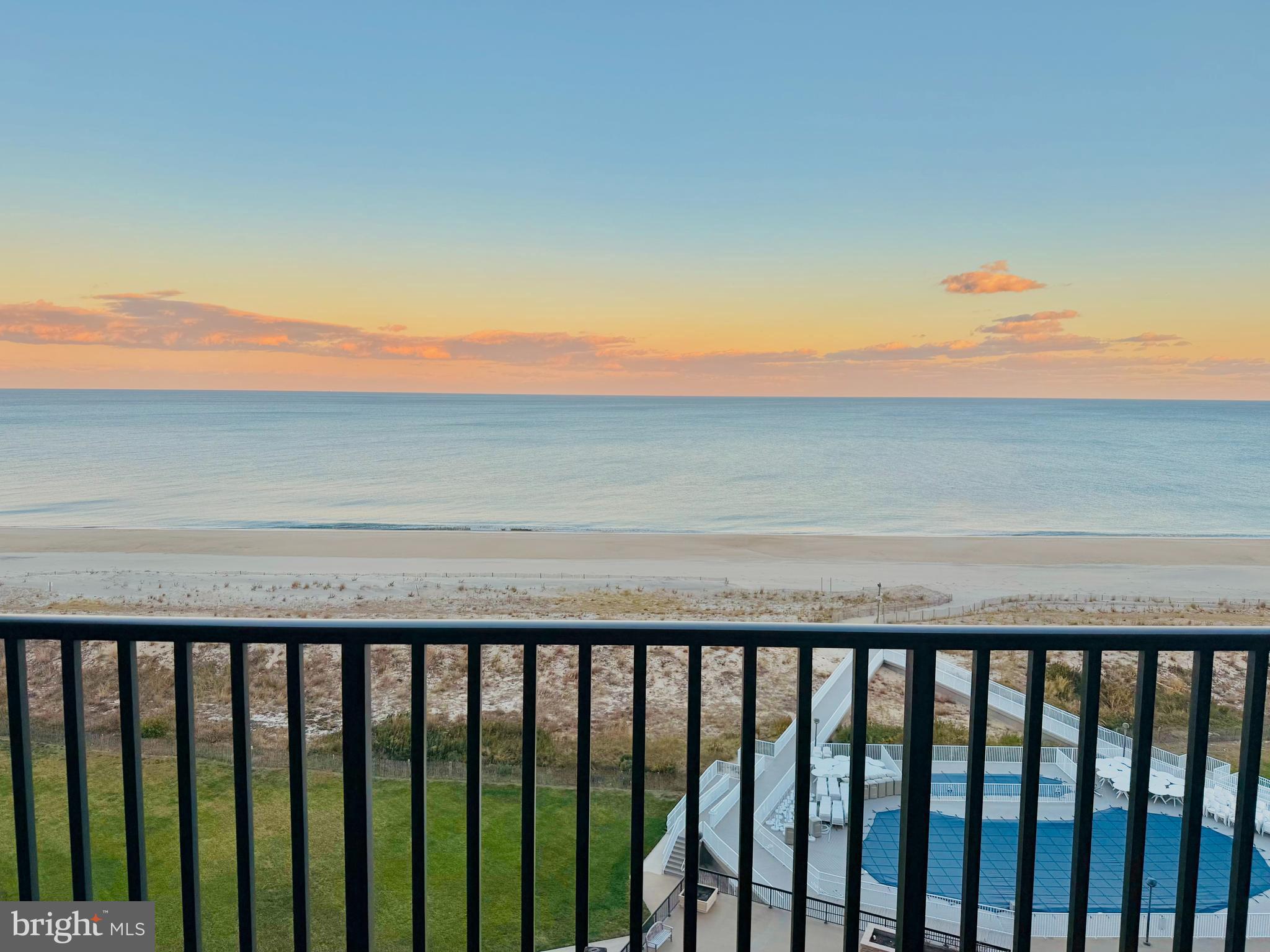 SEA COLONY EAST - Residential