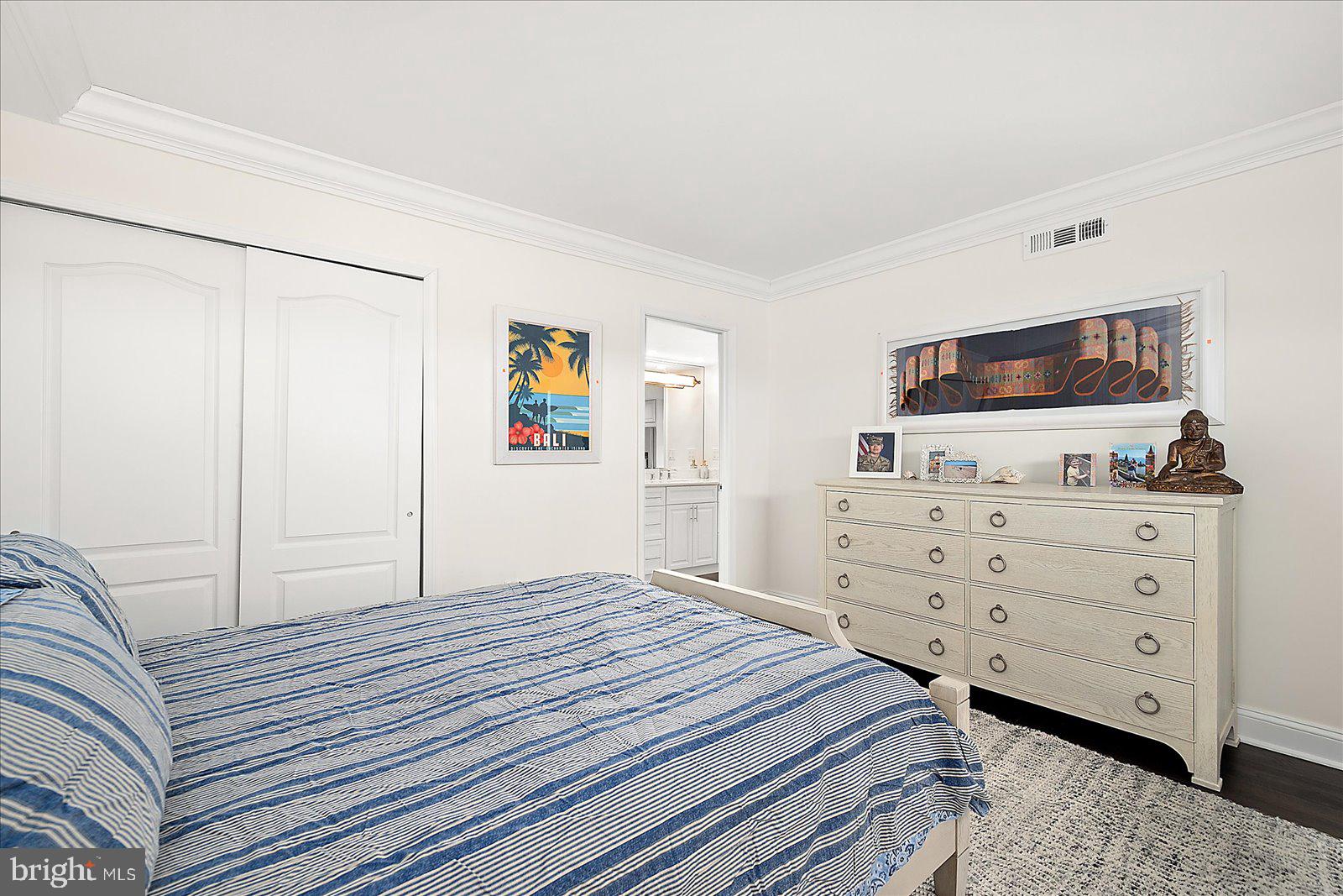 SEA COLONY EAST - Residential