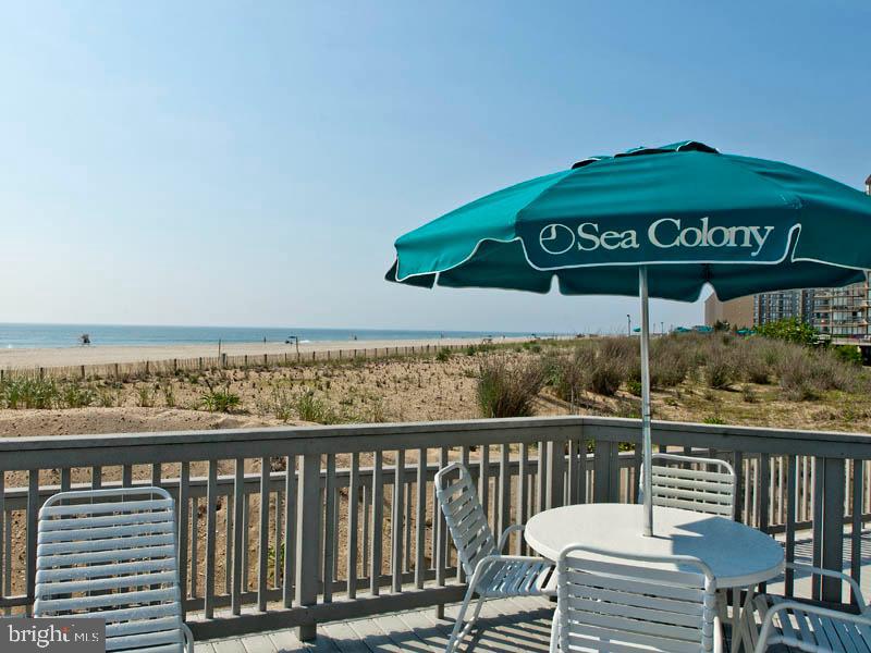 SEA COLONY EAST - Residential