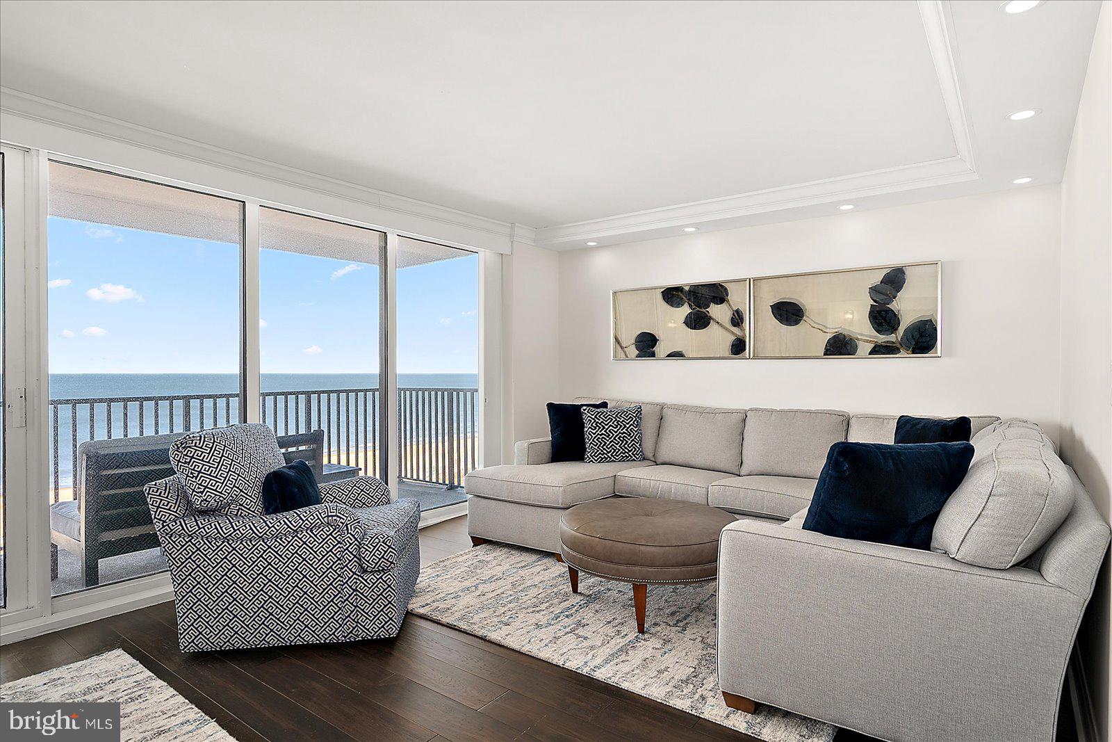 903 N EDGEWATER HOUSE ROAD