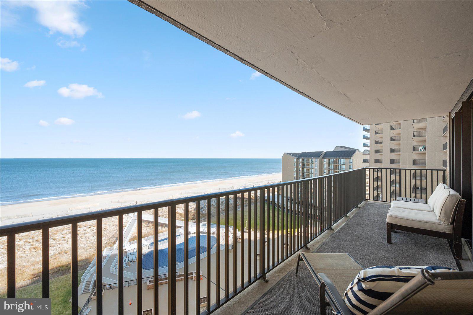 SEA COLONY EAST - Residential