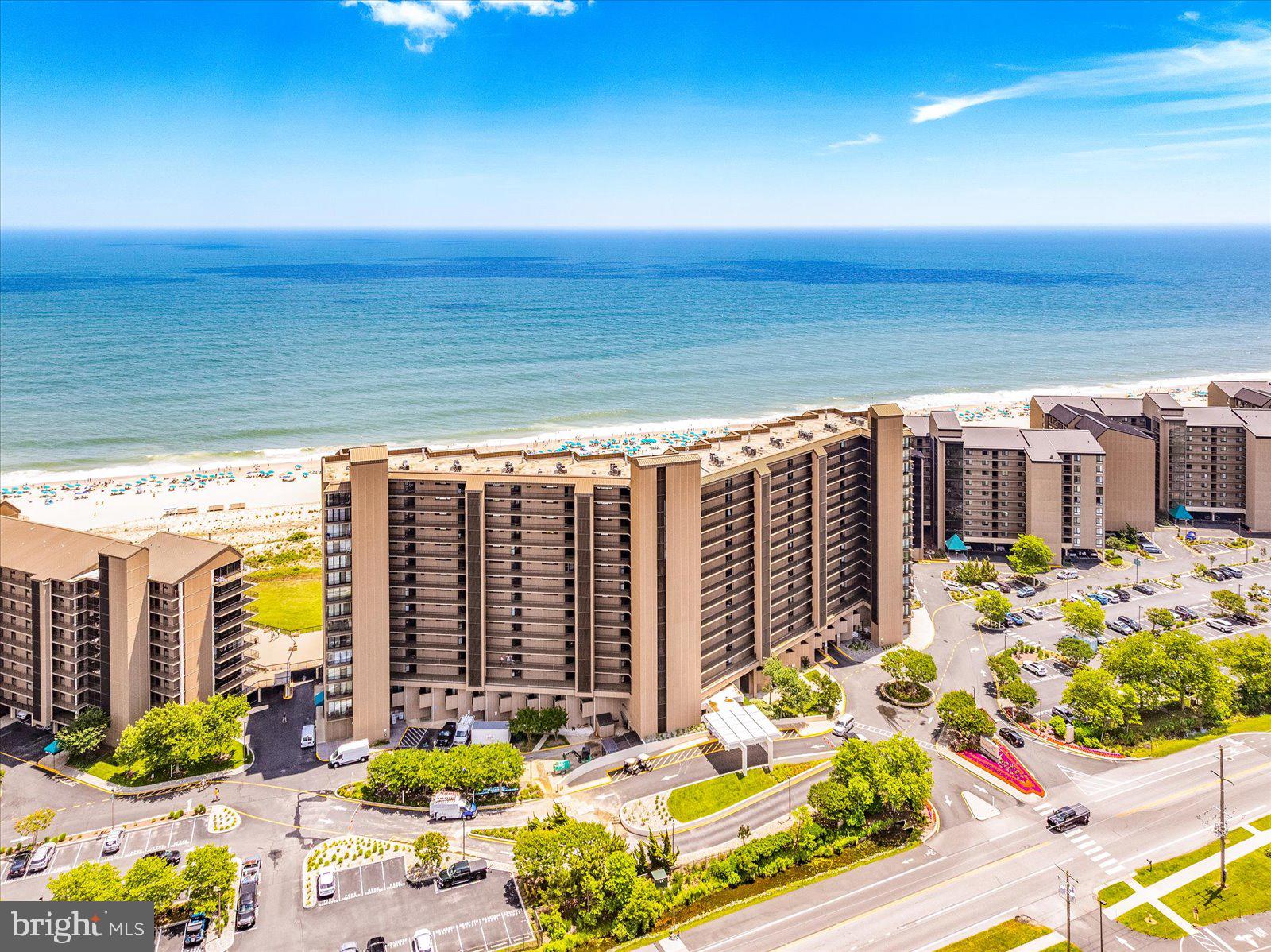 SEA COLONY EAST - Residential