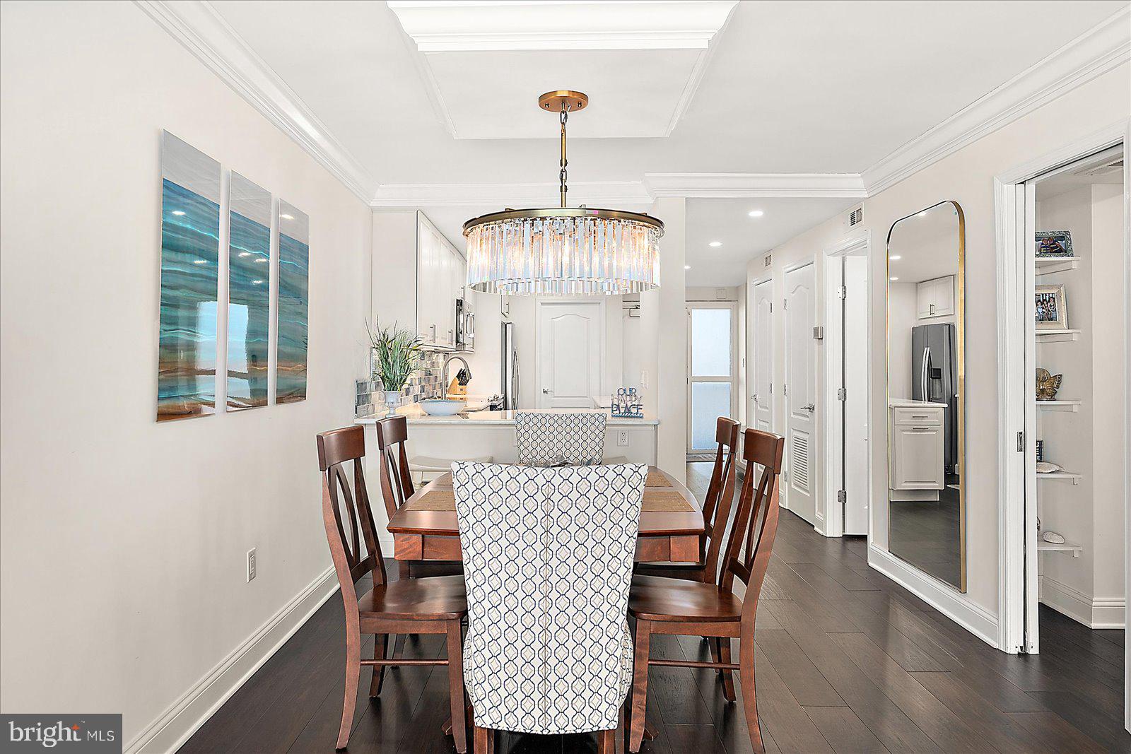 SEA COLONY EAST - Residential