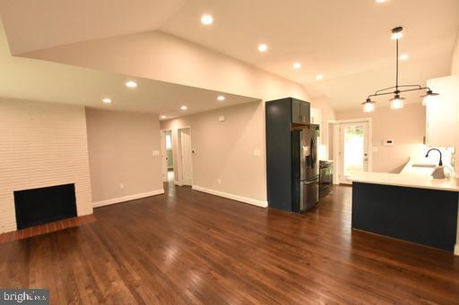 ROSEMARY KNOLLS - Residential Lease