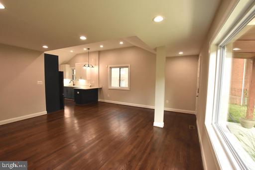 ROSEMARY KNOLLS - Residential Lease