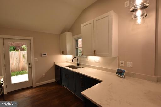 ROSEMARY KNOLLS - Residential Lease