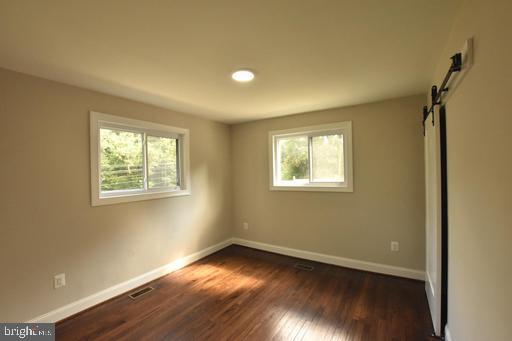 ROSEMARY KNOLLS - Residential Lease