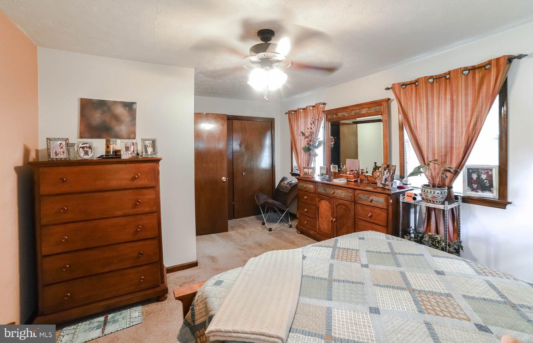 GREENVIEW VILLAGE - Residential