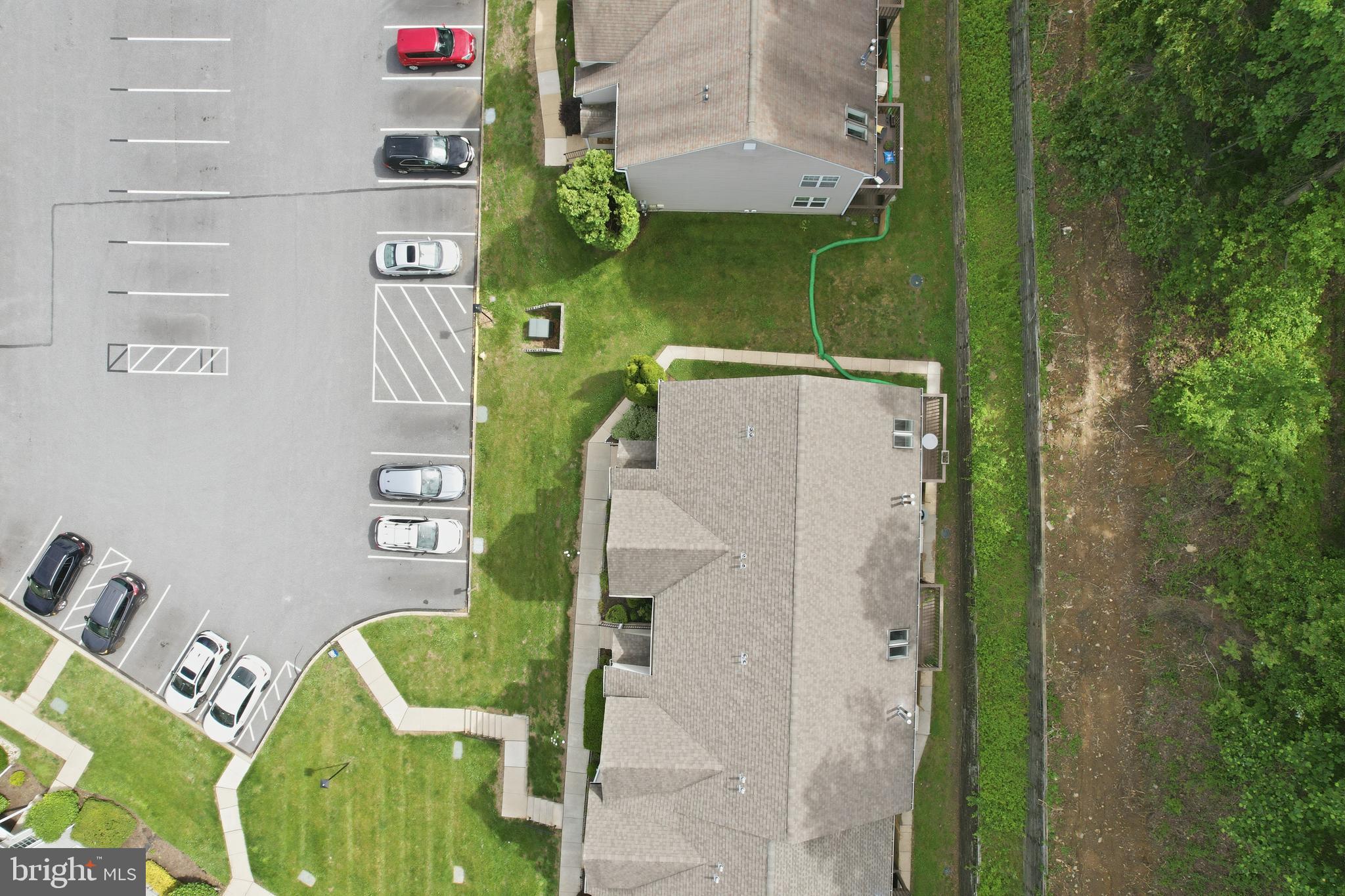 BALLINAHINCH - Residential