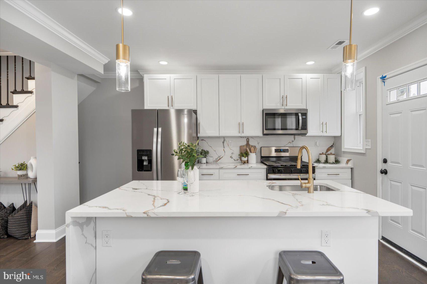 BELAIR-EDISON - Residential