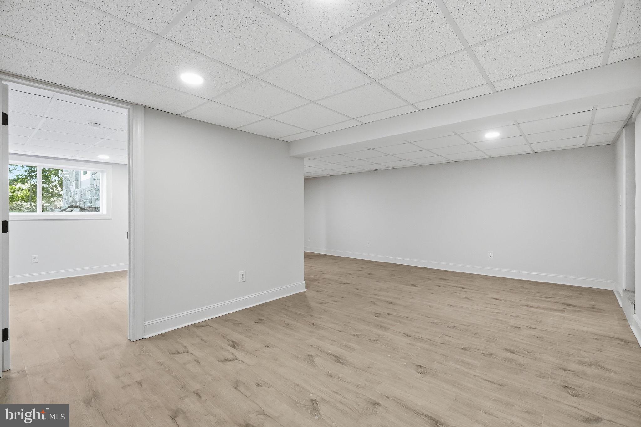 YORKTOWN CROSSING - Residential