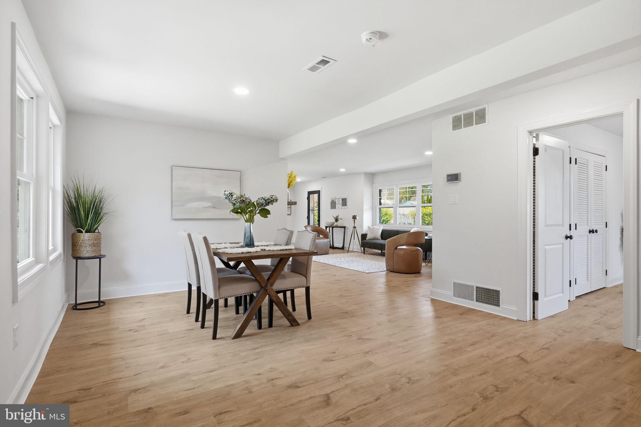 YORKTOWN CROSSING - Residential