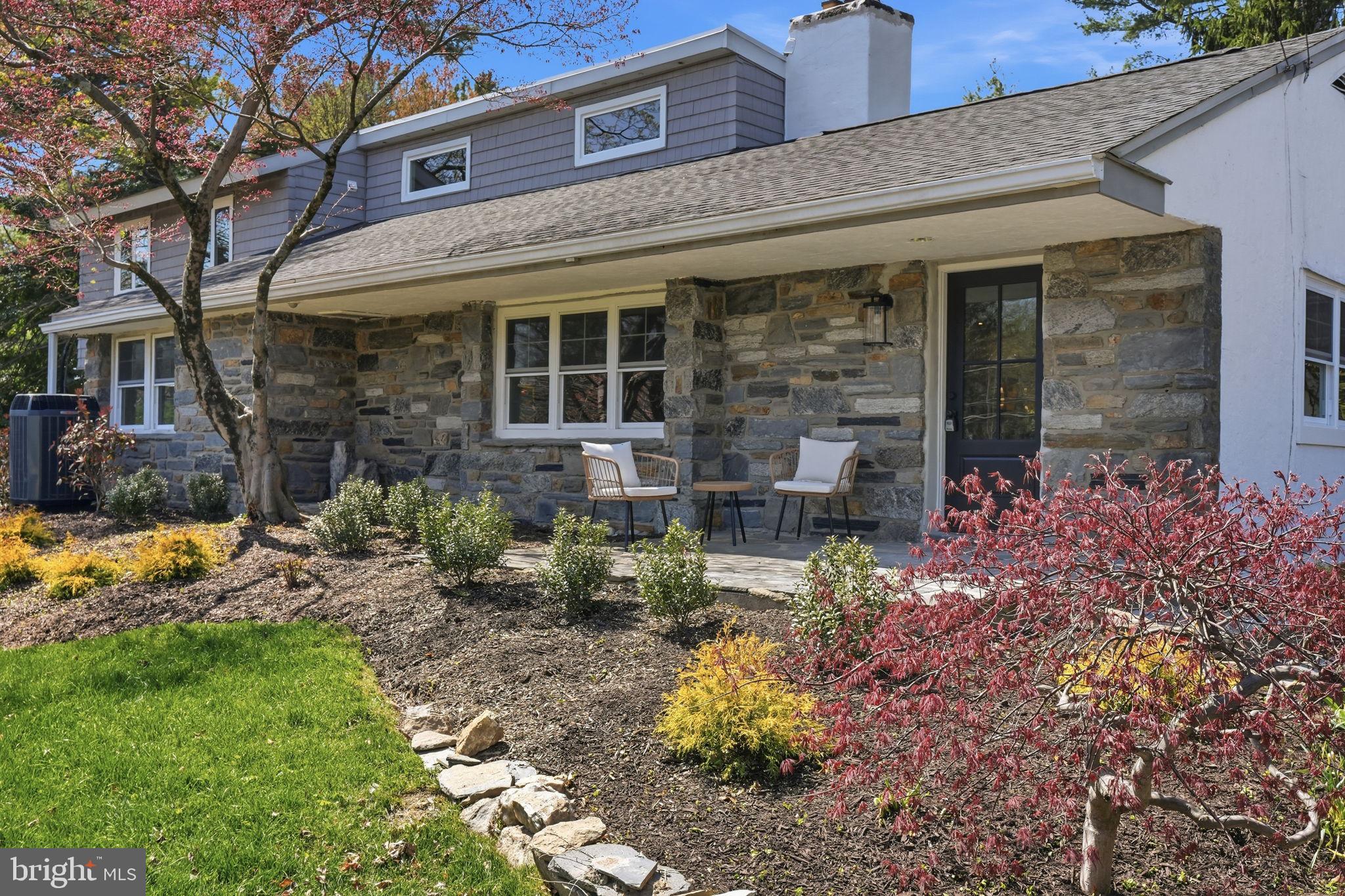 409 S PROVIDENCE ROAD