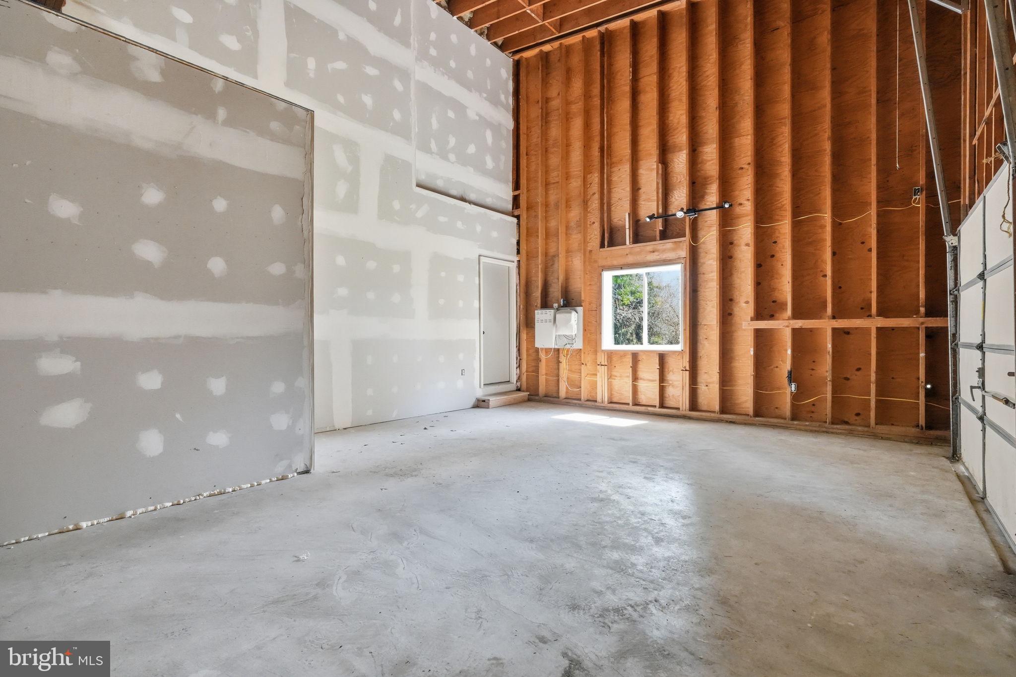 YORKTOWN CROSSING - Residential