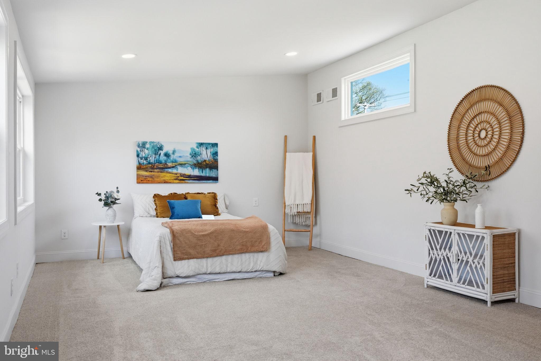 YORKTOWN CROSSING - Residential