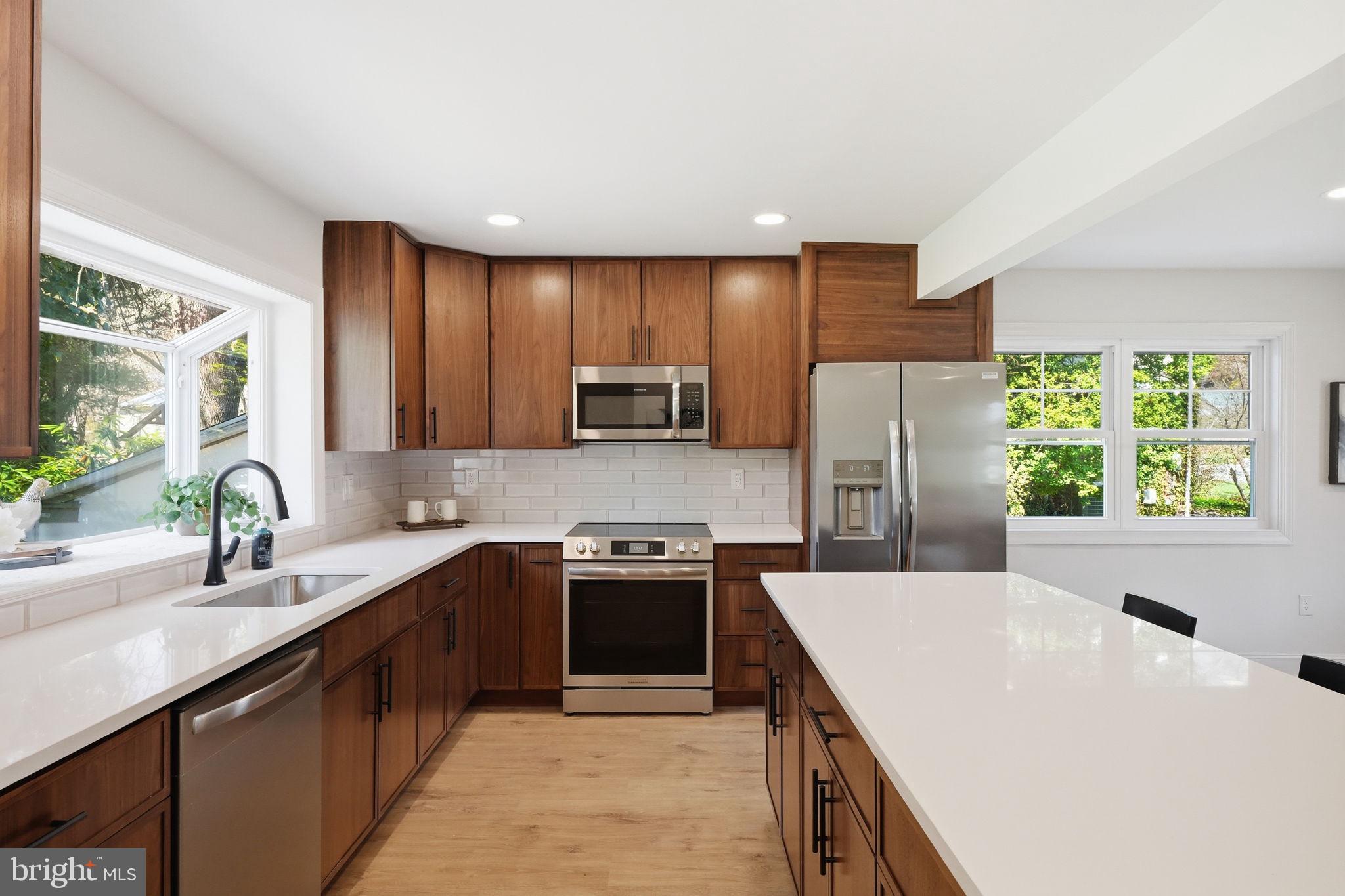 YORKTOWN CROSSING - Residential