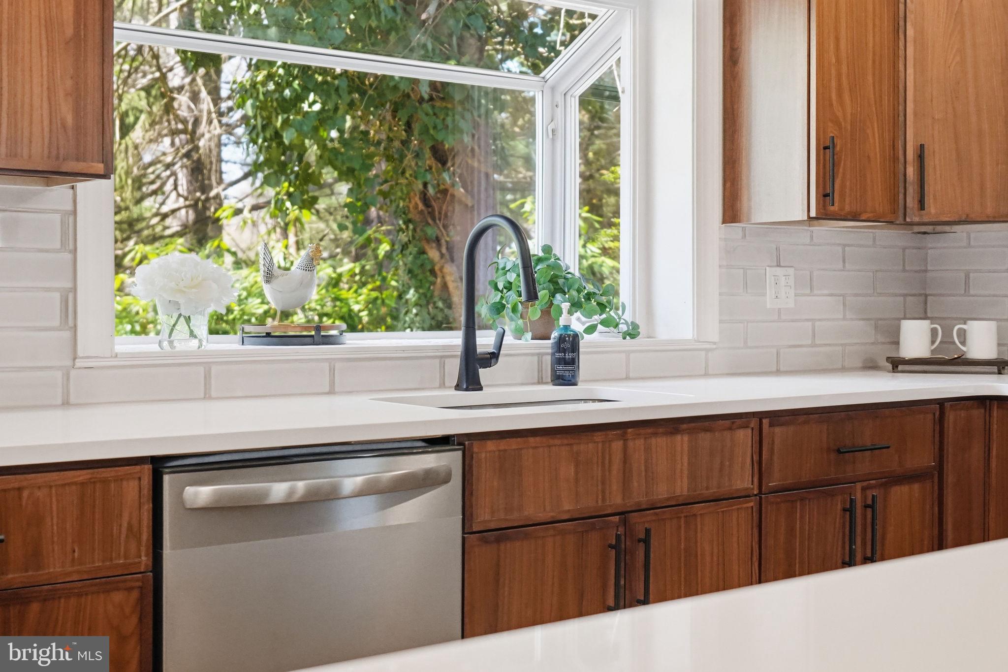 YORKTOWN CROSSING - Residential