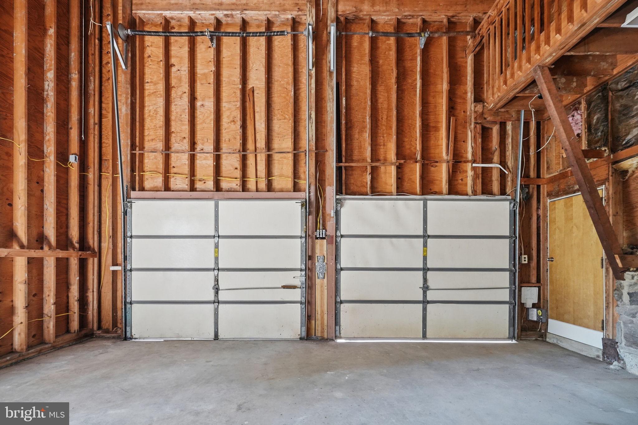 YORKTOWN CROSSING - Residential